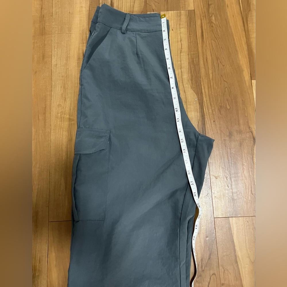 SHEIN Gray Cargo Pants Women’s Size M Utility Straight Leg - Picture 10 of 11